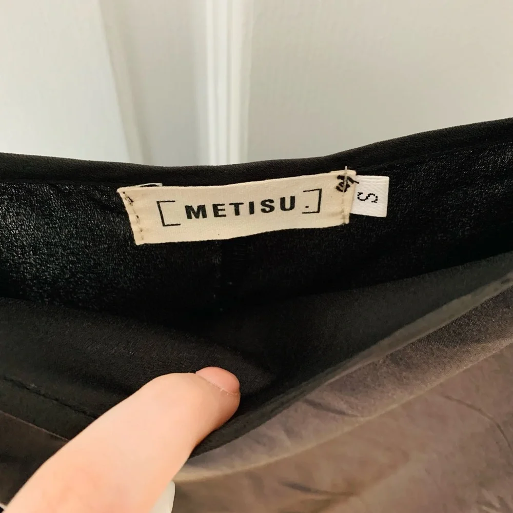 Metisu Embroidered Dress with slip - Picture 8 of 9